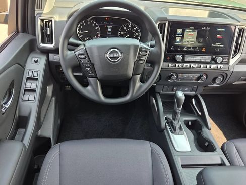New 2026 Nissan Frontier SV w/ Tow Package RWD image 5