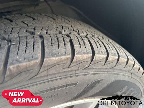 Used 2015 Buick Enclave Leather image 13