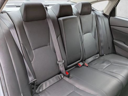 Used 2024 Honda Accord EX-L image 19