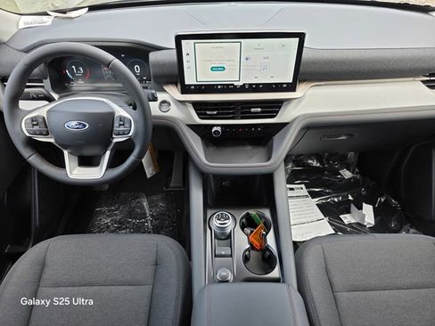 New 2026 Ford Explorer Active image 16