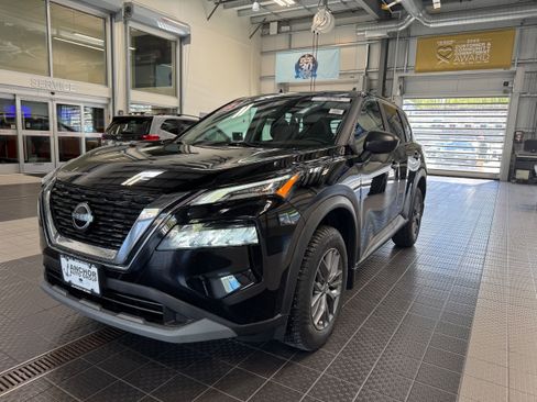Used 2023 Nissan Rogue S AWD/4WD image 1