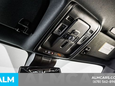 Used 2025 GMC Yukon Elevation AWD/4WD image 61