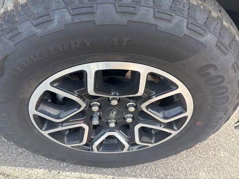 Used 2023 Ford F150 XLT w/ Equipment Group 302A High image 4