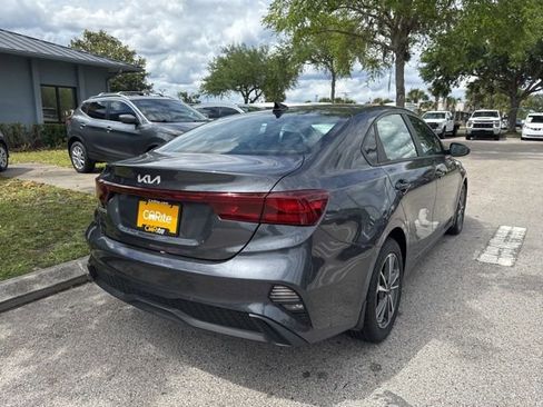 Used 2023 Kia Forte LXS FWD image 7