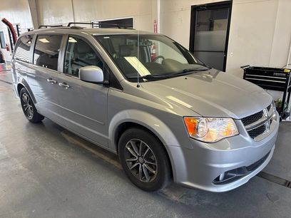 Used 2017 Dodge Grand Caravan SXT
