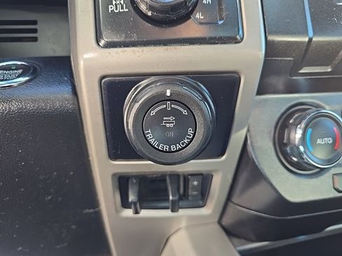 Used 2017 Ford F150 Lariat image 24