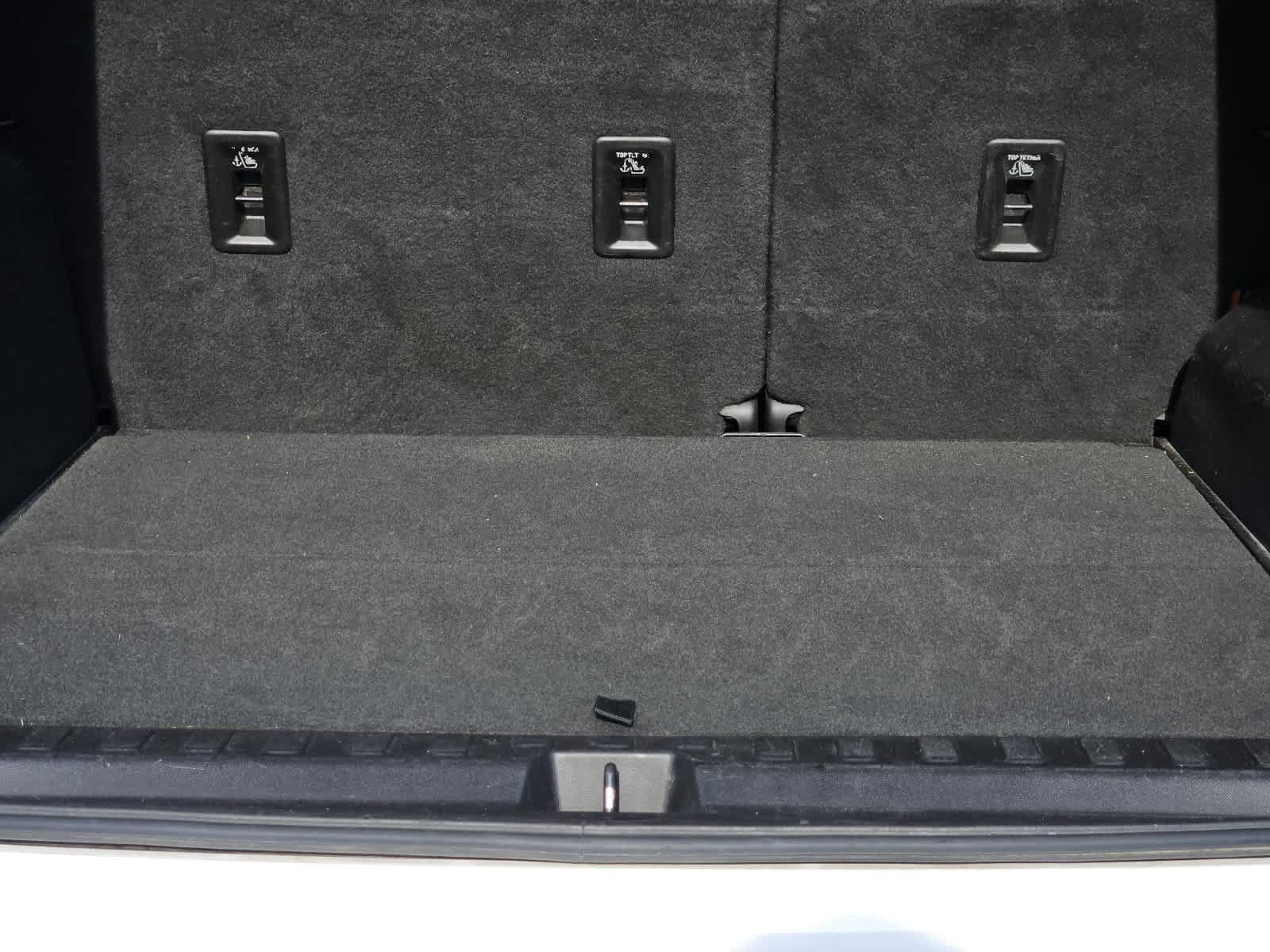 Used 2019 Chevrolet Equinox LT FWD image 30