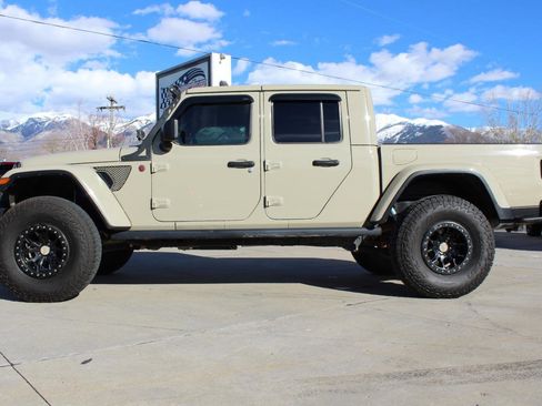 Used 2020 Jeep Gladiator Rubicon image 71