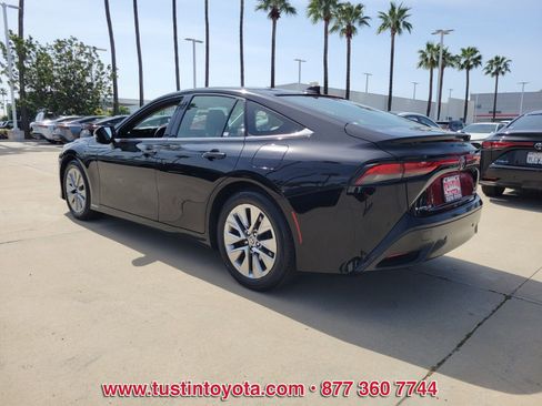 Certified 2023 Toyota Mirai XLE w/ Advanced Technology Package image 6