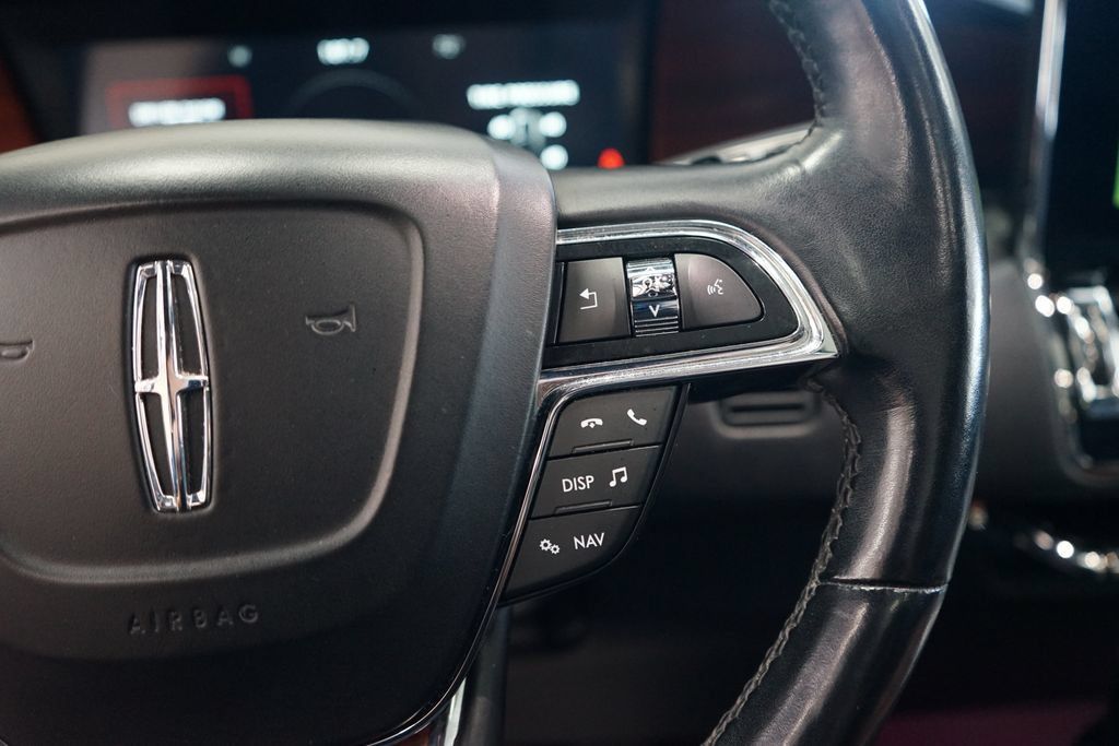 Used 2021 Lincoln Navigator Reserve AWD/4WD image 35