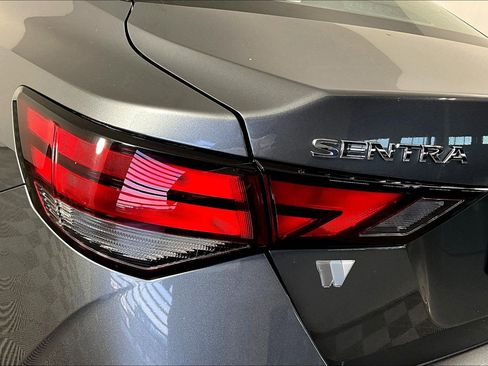 Used 2023 Nissan Sentra S image 23