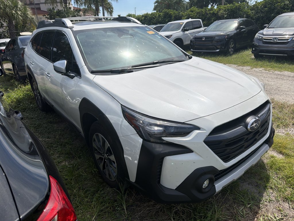Used 2025 Subaru Outback Touring XT w/ Popular Package #2 AWD/4WD image 1