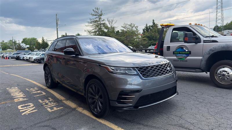 Used 2018 Land Rover Range Rover Velar R-Dynamic SE AWD/4WD image 2