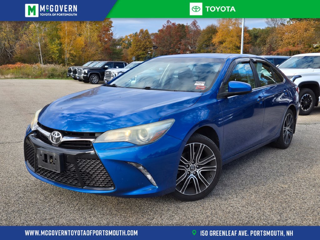 Used 2016 Toyota Camry SE FWD image 1