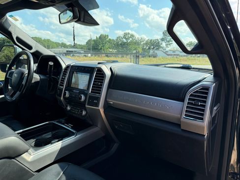 Used 2018 Ford F350 Platinum w/ Platinum Ultimate Package AWD/4WD image 12