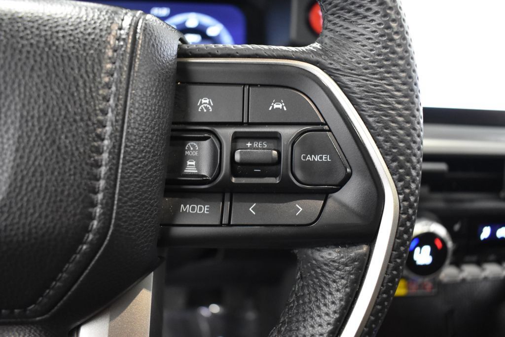Used 2024 Toyota Tacoma TRD Off-Road w/ TRD Off Road Premium Package AWD/4WD image 33