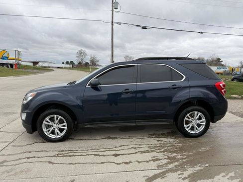 Used 2017 Chevrolet Equinox LT w/ Convenience Package FWD image 8