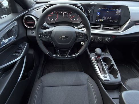 New 2026 Chevrolet Trax RS w/ Sunroof Package FWD image 11