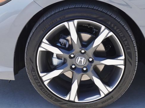 Used 2026 Honda Civic Sport Touring image 4