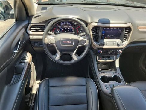 Used 2023 GMC Acadia Denali w/ Trailering Package image 12