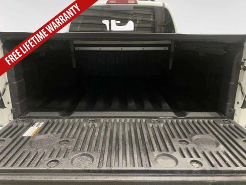 Used 2024 Nissan Frontier SL w/ Technology Package AWD/4WD image 32