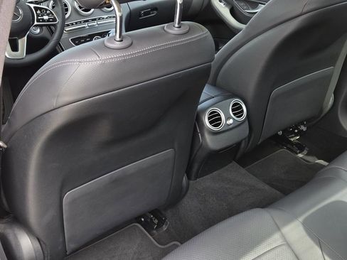 Used 2020 Mercedes-Benz C 300 Sedan image 30