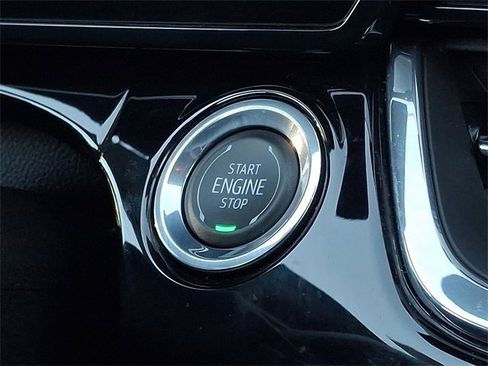 Used 2024 Chevrolet Trax RS w/ Driver Confidence Package image 26