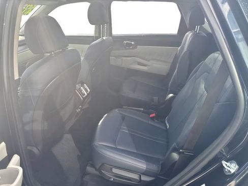 Used 2024 Kia Sorento SX Prestige AWD/4WD image 9