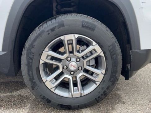 Used 2026 GMC Terrain Elevation image 10