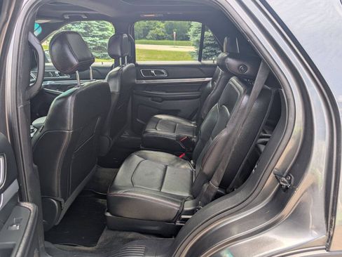 Used 2017 Ford Explorer Sport w/ Equipment Group 401A AWD/4WD image 13