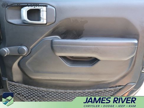 Used 2022 Jeep Wrangler Unlimited Sport AWD/4WD image 8