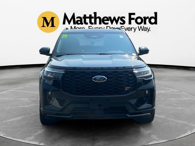 Certified 2025 Ford Explorer ST w/ Sun And Sound Package AWD/4WD image 9