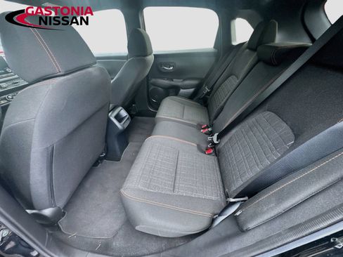 Used 2025 Honda HR-V Sport image 30