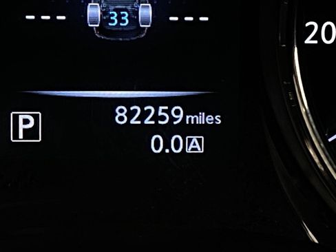 Used 2015 Nissan Rogue SV FWD image 18
