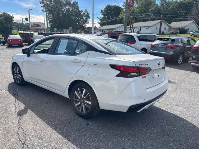 Used 2021 Nissan Versa SV FWD image 4