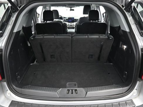 Certified 2023 Ford Explorer XLT w/ Equipment Group 202A image 33