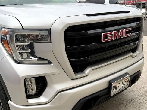 Used 2020 GMC Sierra 1500 Elevation w/ Elevation Value Package image 31