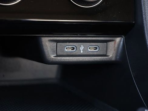 Used 2024 Volkswagen Jetta SE image 24