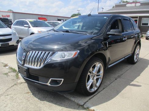 Used 2014 Lincoln MKX AWD w/ Equipment Group 102A image 2