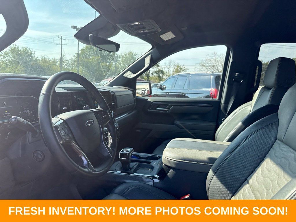Used 2024 Chevrolet Silverado 1500 ZR2 w/ Technology Package AWD/4WD image 8