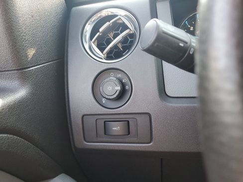 Used 2011 Ford F150 XLT w/ XLT Chrome Pkg AWD/4WD image 20
