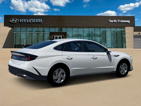 Certified 2026 Hyundai Sonata SE FWD image 8