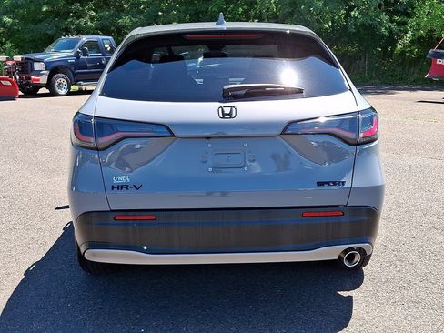Used 2025 Honda HR-V Sport image 5