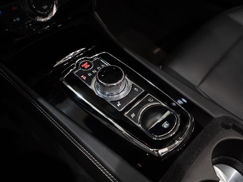 Used 2015 Jaguar XKR R RWD image 17