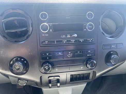 Used 2012 Ford F250 XL w/ PWR Equipment Group image 17