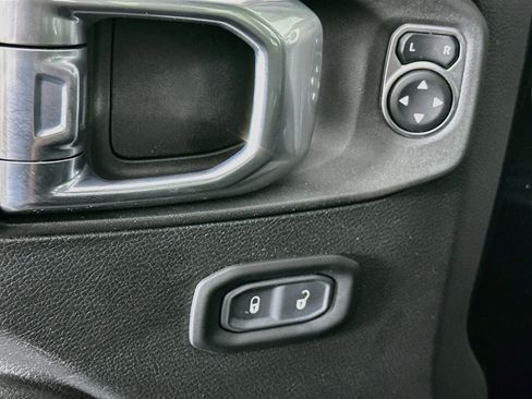 Used 2021 Jeep Wrangler Unlimited Sport AWD/4WD image 15