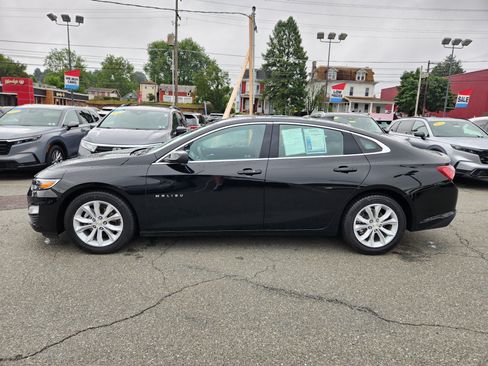 Used 2022 Chevrolet Malibu LT FWD image 5