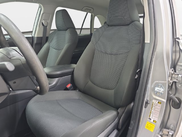 Certified 2025 Toyota RAV4 LE FWD image 12