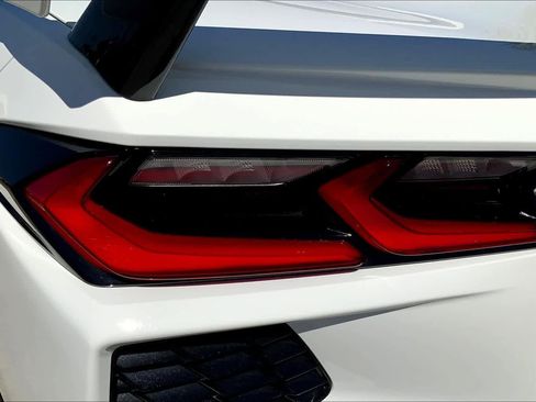 Used 2025 Chevrolet Corvette Stingray Coupe w/ 1LT image 26