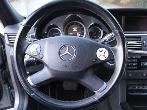 Used 2010 Mercedes-Benz E 350 Sedan image 14